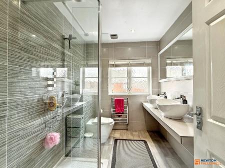 4 bedroom Semi-detached house for sale in Staples Drive, Coalville, LE67