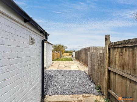 3 bedroom Terraced House for sale in South Street, Ellistown, LE67