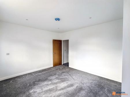 3 bedroom Terraced House for sale in South Street, Ellistown, LE67