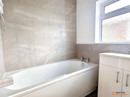 3 bedroom Terraced House for sale in South Street, Ellistown, LE67