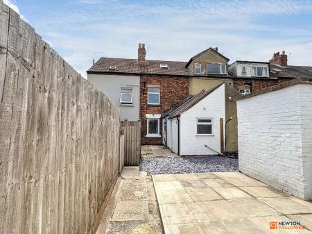 South Street, Ellistown, LE67