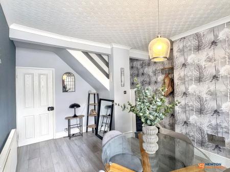 2 bedroom Terraced House for sale in Ashby Road, Shepshed, LE12