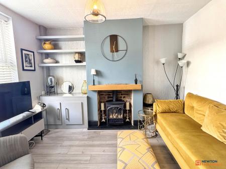 2 bedroom Terraced House for sale in Ashby Road, Shepshed, LE12