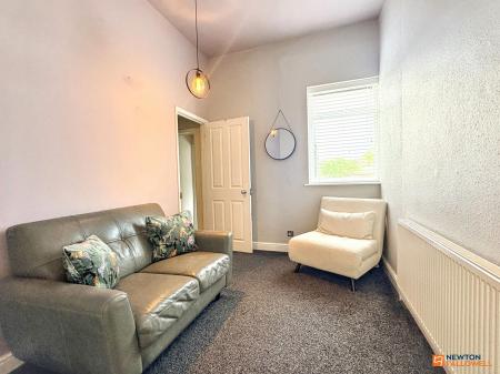 2 bedroom Terraced House for sale in Ashby Road, Shepshed, LE12