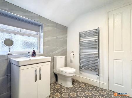 2 bedroom Terraced House for sale in Ashby Road, Shepshed, LE12
