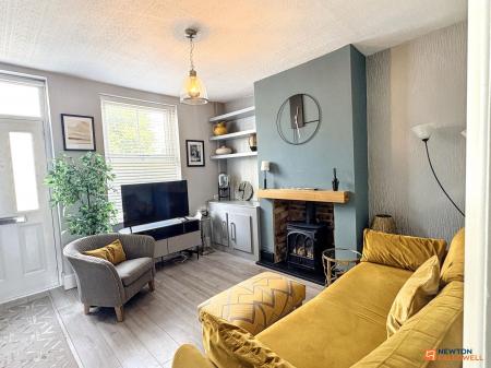 2 bedroom Terraced House for sale in Ashby Road, Shepshed, LE12