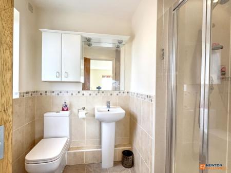 4 bedroom Detached house for sale in Hawthorne Drive, Thornton, LE67