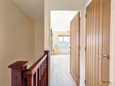 4 bedroom Detached house for sale in Hawthorne Drive, Thornton, LE67