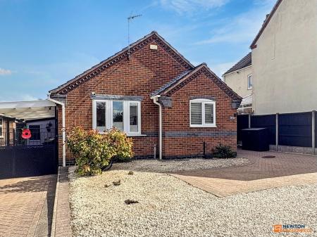 2 bedroom Detached bungalow for sale in Brooks Lane, Whitwick, LE67