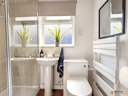 2 bedroom Detached bungalow for sale in Brooks Lane, Whitwick, LE67