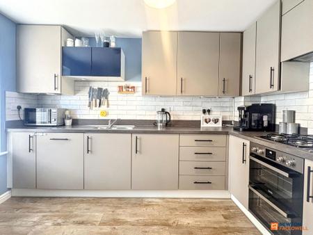 3 bedroom Semi-detached house for sale in Blackham Road, Hugglescote, LE67