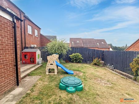 3 bedroom Semi-detached house for sale in Blackham Road, Hugglescote, LE67