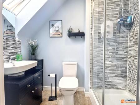 3 bedroom Semi-detached house for sale in Blackham Road, Hugglescote, LE67