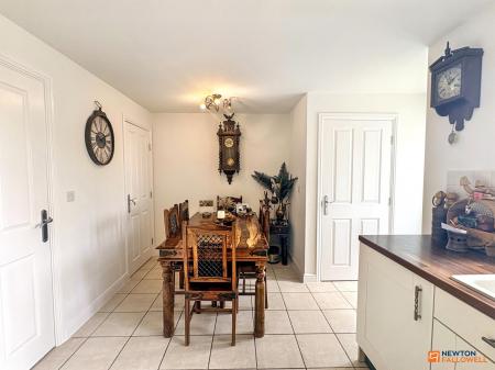 3 bedroom Semi-detached house for sale in The Leascroft, Ravenstone, LE67