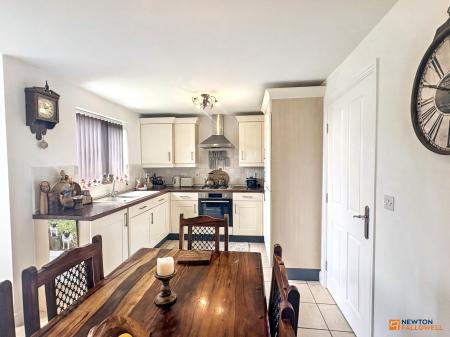 3 bedroom Semi-detached house for sale in The Leascroft, Ravenstone, LE67
