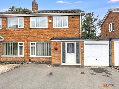 Dunbar Road, Coalville, LE67