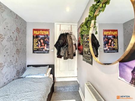 3 bedroom Terraced House for sale in Oxford Street, Coalville, LE67