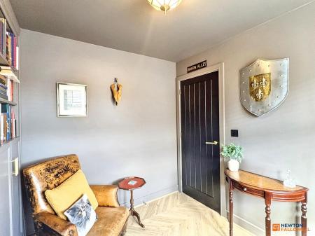 4 bedroom Detached house for sale in Gee Lane, Thringstone, LE67