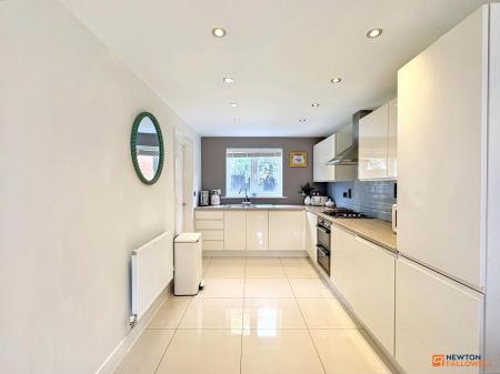 4 bedroom Detached house for sale in Gee Lane, Thringstone, LE67
