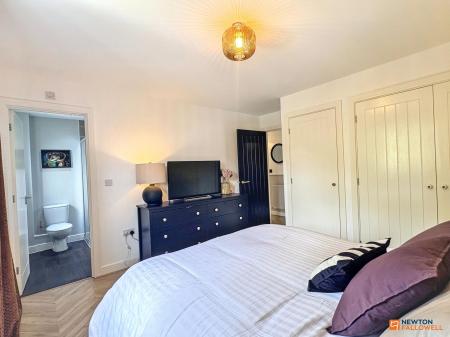4 bedroom Detached house for sale in Gee Lane, Thringstone, LE67
