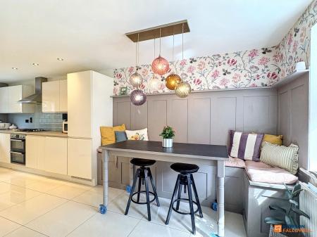 4 bedroom Detached house for sale in Gee Lane, Thringstone, LE67