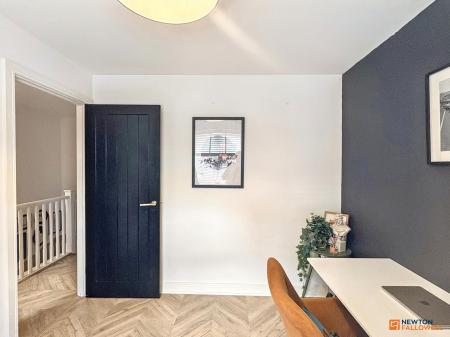 4 bedroom Detached house for sale in Gee Lane, Thringstone, LE67