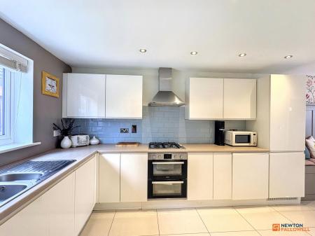 4 bedroom Detached house for sale in Gee Lane, Thringstone, LE67