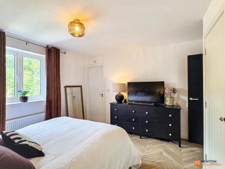 4 bedroom Detached house for sale in Gee Lane, Thringstone, LE67