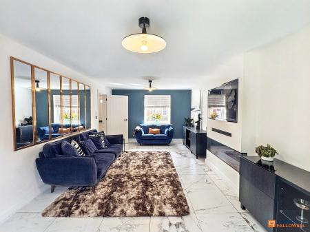 4 bedroom Detached house for sale in Gee Lane, Thringstone, LE67