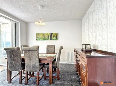 4 bedroom Detached house for sale in Forest Road, Coalville, LE67