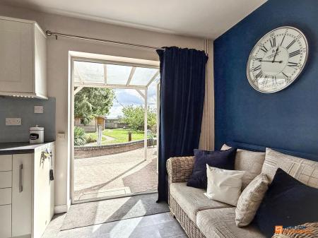 4 bedroom Detached house for sale in Forest Road, Coalville, LE67