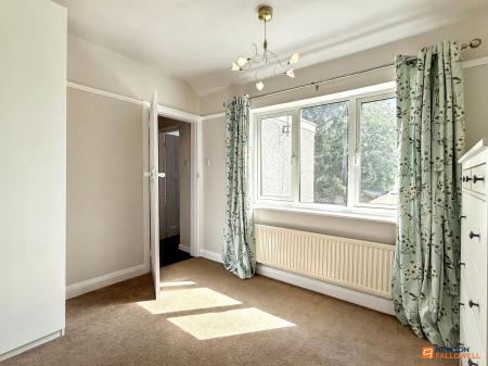 4 bedroom Detached house for sale in Forest Road, Coalville, LE67
