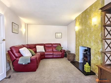 4 bedroom Detached house for sale in Forest Road, Coalville, LE67