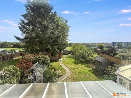4 bedroom Detached house for sale in Forest Road, Coalville, LE67