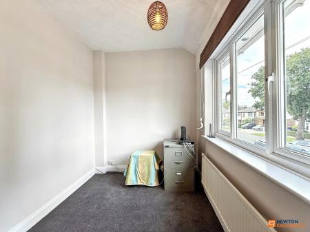 4 bedroom Detached house for sale in Forest Road, Coalville, LE67