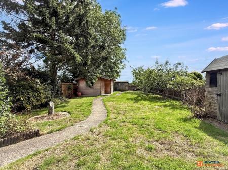 4 bedroom Detached house for sale in Forest Road, Coalville, LE67