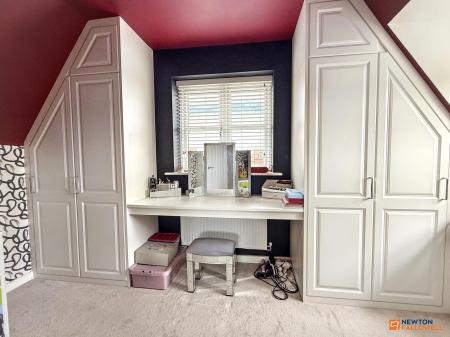 4 bedroom Detached house for sale in Frearson Road, Hugglescote, LE67