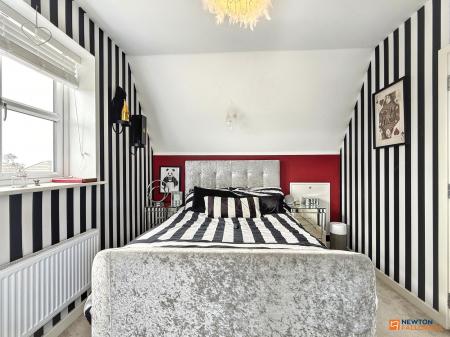 4 bedroom Detached house for sale in Frearson Road, Hugglescote, LE67
