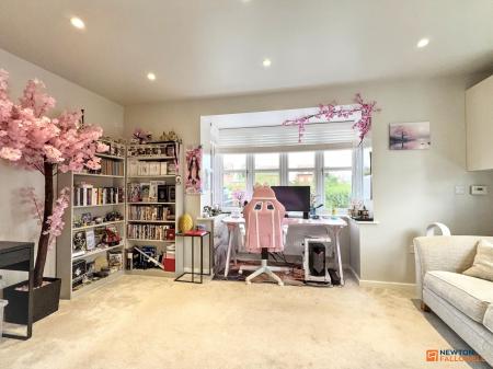 4 bedroom Detached house for sale in Frearson Road, Hugglescote, LE67