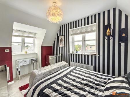 4 bedroom Detached house for sale in Frearson Road, Hugglescote, LE67