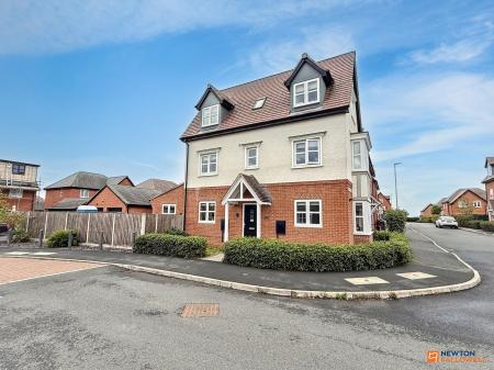 4 bedroom Detached house for sale in Frearson Road, Hugglescote, LE67