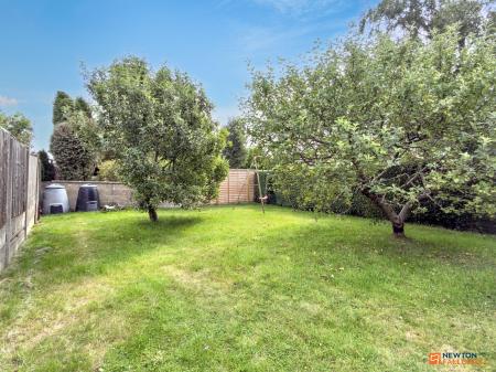 4 bedroom Detached house for sale in Melbourne Road, Ibstock, LE67