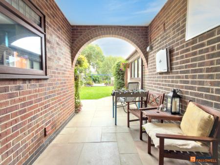 4 bedroom Detached house for sale in Melbourne Road, Ibstock, LE67