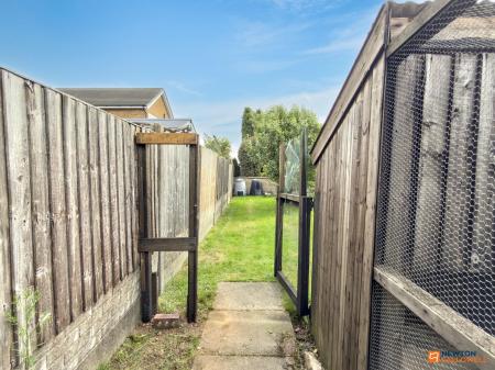 4 bedroom Detached house for sale in Melbourne Road, Ibstock, LE67