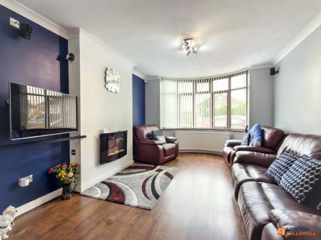 4 bedroom Detached house for sale in Melbourne Road, Ibstock, LE67