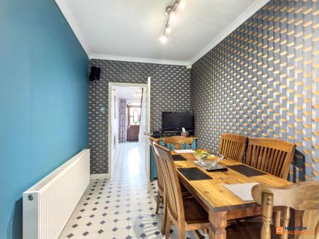 4 bedroom Detached house for sale in Melbourne Road, Ibstock, LE67