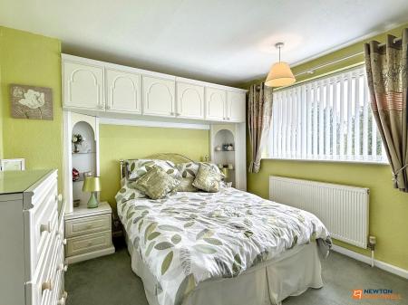 3 bedroom Semi-detached house for sale in Tressall Road, Whitwick, LE67