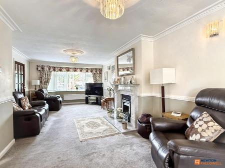 3 bedroom Semi-detached house for sale in Tressall Road, Whitwick, LE67