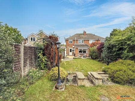 3 bedroom Semi-detached house for sale in Tressall Road, Whitwick, LE67