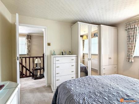 3 bedroom Semi-detached house for sale in Tressall Road, Whitwick, LE67